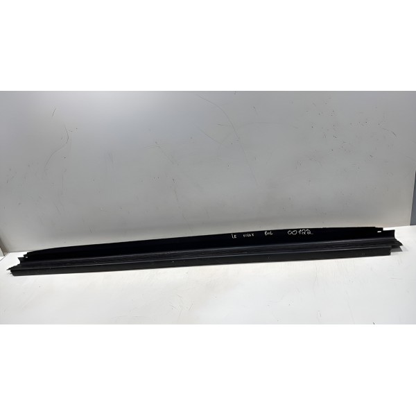 Estribo Esquerdo Hilux 2012 2013 2014 2015 Preto Estribo Esquerdo Hilux 2012 2013 2014 2015 Preto