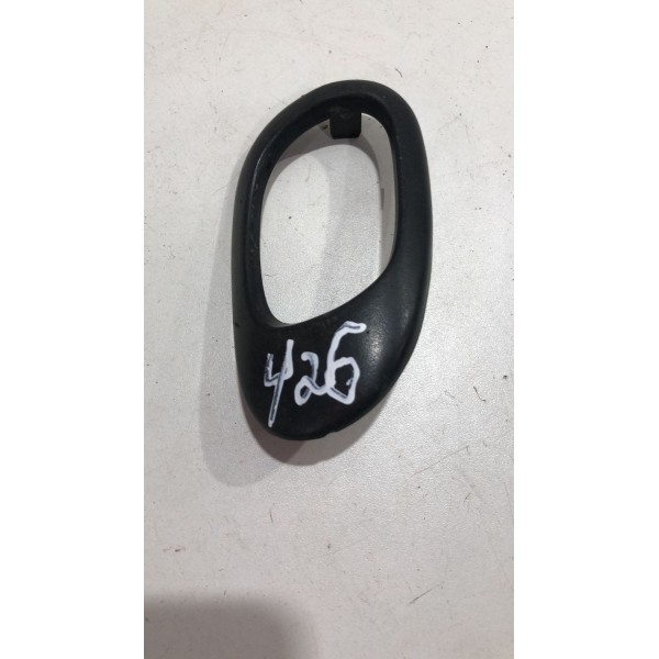 Moldura Maçaneta Int Dianteira Esquerda Peugeot 206 01/08 Moldura Maçaneta Int Dianteira Esquerda Peugeot 206 01/08