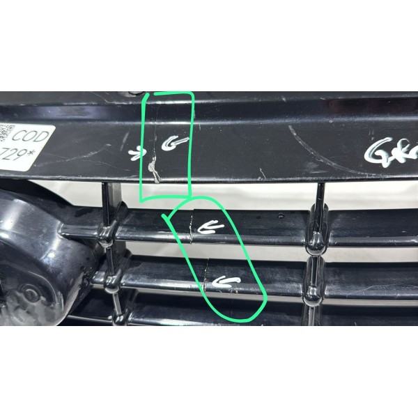 Grade Superior Ford Focus 2009 - 2013 Avaria Preto Preto Grade Superior Ford Focus 2009 - 2013 Avaria Preto Preto