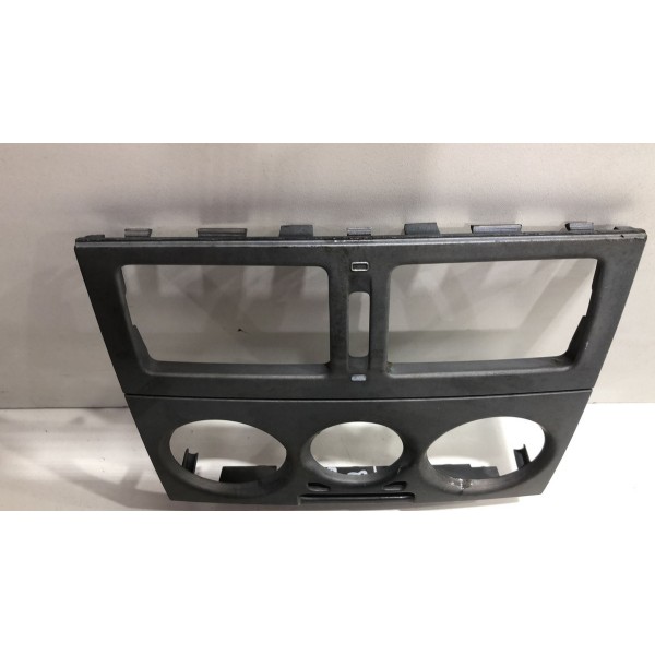 Moldura Painel Central Fiat Palio Siena 2004/12 735336638 Moldura Painel Central Fiat Palio Siena 2004/12 735336638