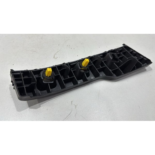 Guia Para-choque Traseiro Direito Hb20 Hatch 2023 Á 2024 Guia Para-choque Traseiro Direito Hb20 Hatch 2023 Á 2024