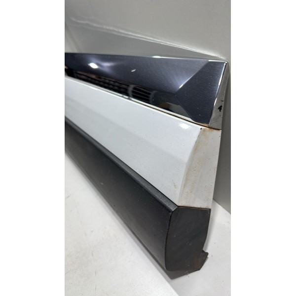 Friso Porta Traseiro Direito Tiggo 8 2021 A 2023 Usado Branco