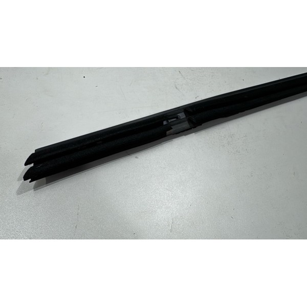 Pestana Interna Traseira Esquerda Onix Prisma 2013/2019 Preto Pestana Interna Traseira Esquerda Onix Prisma 2013/2019 Preto