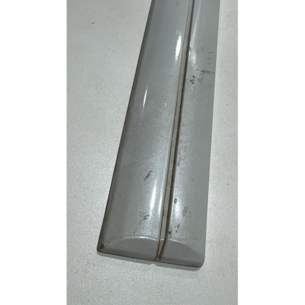 Friso Porta Traseira Direita Yaris 2018 Á 2024 Original Preto Friso Porta Traseira Direita Yaris 2018 Á 2024 Original Preto