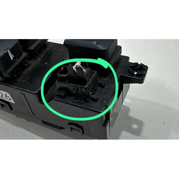 Botão Vidro Elétrico Dianteiro Esquerdo Kia Picanto 13 A 17 Botão Vidro Elétrico Dianteiro Esquerdo Kia Picanto 13 A 17