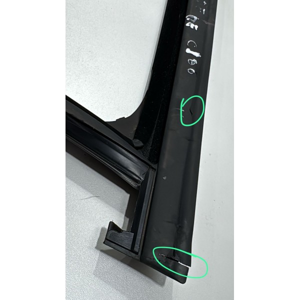 Borracha Guarniçao Porta D Esquerda Mercedes Benz C200 2011