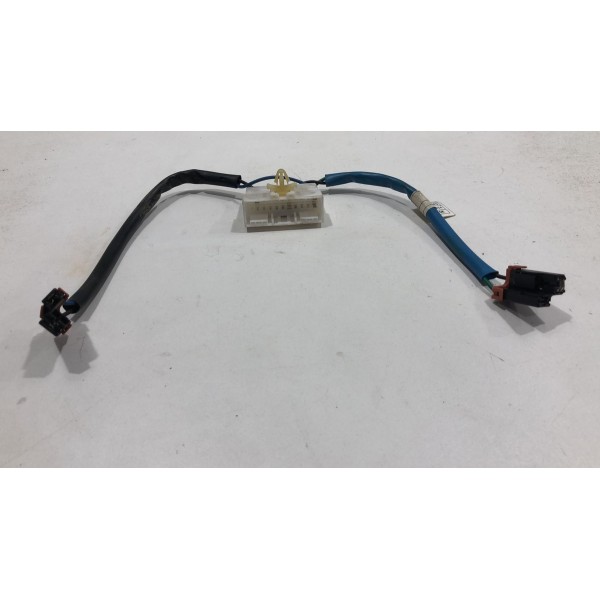 Chicote Usb Tomada 12v Console Kia Sportage 2.0 846333w010 Chicote Usb Tomada 12v Console Kia Sportage 2.0 846333w010