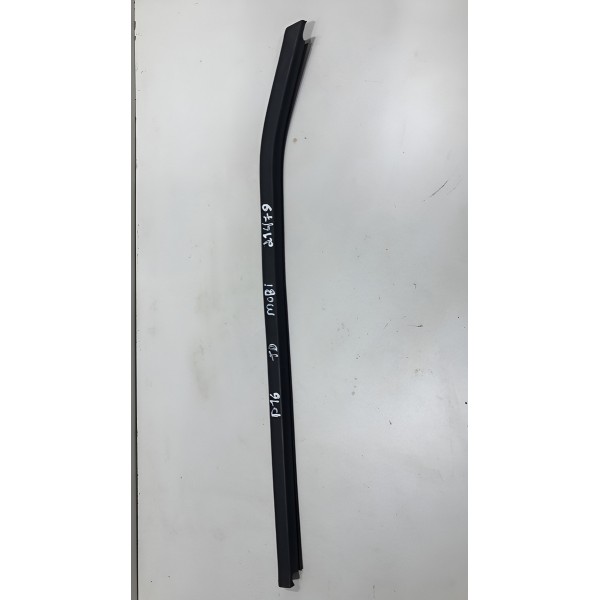 Pestana Externa Porta Traseira Direita Mobi 2016 Á 2020 Pre Pestana Externa Porta Traseira Direita Mobi 2016 Á 2020 Pre