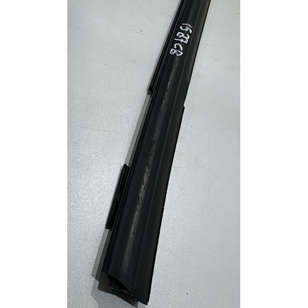 Pestana Externa Traseira Esquerda Onix Prisma 2013/2019 Preto Pestana Externa Traseira Esquerda Onix Prisma 2013/2019 Preto