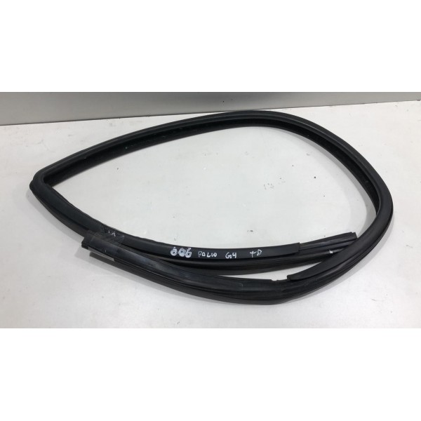 Borracha Canaleta Vidro Traseira Direita Fiat Palio 2010 Borracha Canaleta Vidro Traseira Direita Fiat Palio 2010