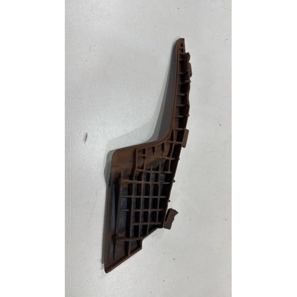 Acabamento Churrasqueira Direita Parabrisa Yaris 2019 /2024 Preto Acabamento Churrasqueira Direita Parabrisa Yaris 2019 /2024 Preto