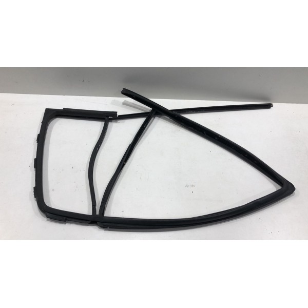 Borracha Canaleta Pestana Traseira Direita Spacefox 2010/14 Borracha Canaleta Pestana Traseira Direita Spacefox 2010/14