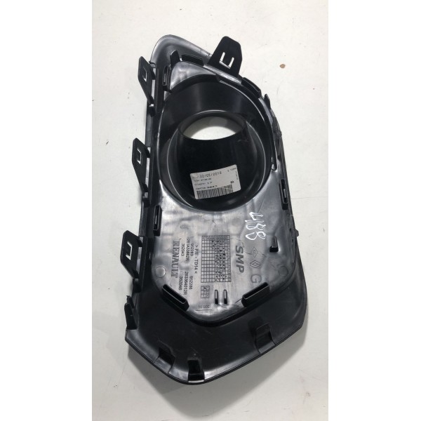 Moldura Farol Milha Esquerdo Sandero 2015 Á 2017 Original Preto Moldura Farol Milha Esquerdo Sandero 2015 Á 2017 Original Preto