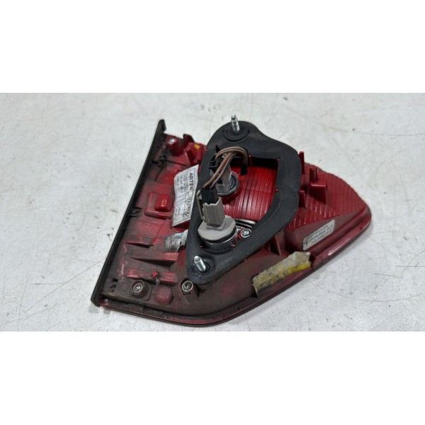 Lanterna Tampa Lado Direito Vw Fox 2015 À 2021 5z0945094 Vermelho Lanterna Tampa Lado Direito Vw Fox 2015 À 2021 5z0945094 Vermelho