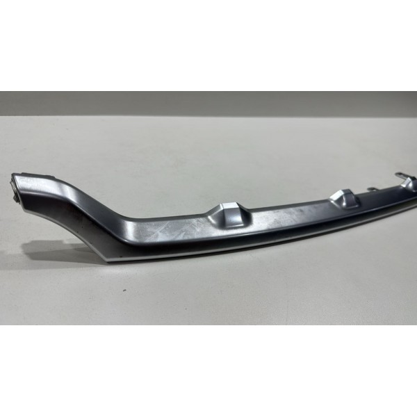 Friso Grade Dianteira Commander 2021 2022 Usado Original Cinza Friso Grade Dianteira Commander 2021 2022 Usado Original Cinza