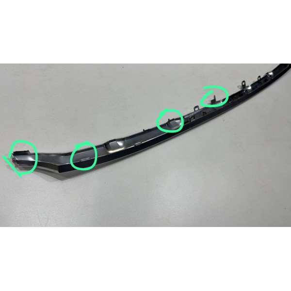 Friso Grade Dianteira Commander 2021 2022 Usado Original Cinza Friso Grade Dianteira Commander 2021 2022 Usado Original Cinza