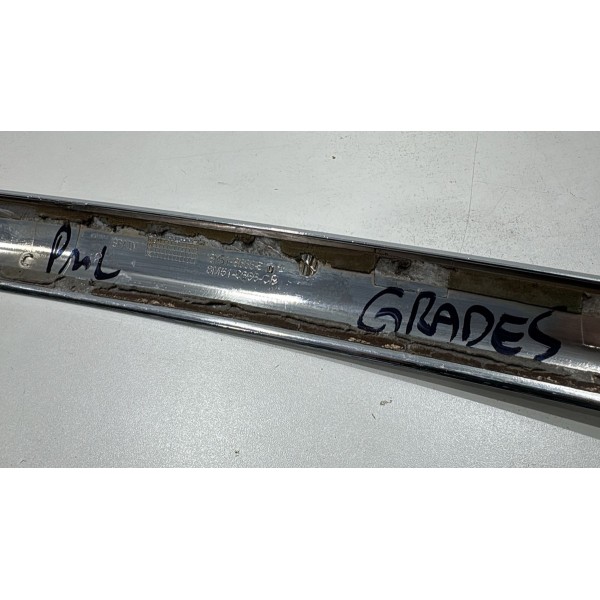 Moldura Friso Capo Ford Focus 2009 Á 2013 Original Cromado Moldura Friso Capo Ford Focus 2009 Á 2013 Original Cromado