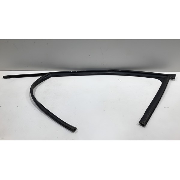 Canaleta Vidro Dianteira Esquerda Audi A4 2010 Á 2014 Preto Canaleta Vidro Dianteira Esquerda Audi A4 2010 Á 2014 Preto