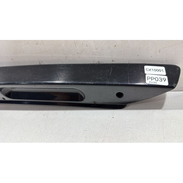 Friso Traseira Porta Malas Ford Fiesta Hatch 2002 2012 Preto Friso Traseira Porta Malas Ford Fiesta Hatch 2002 2012 Preto