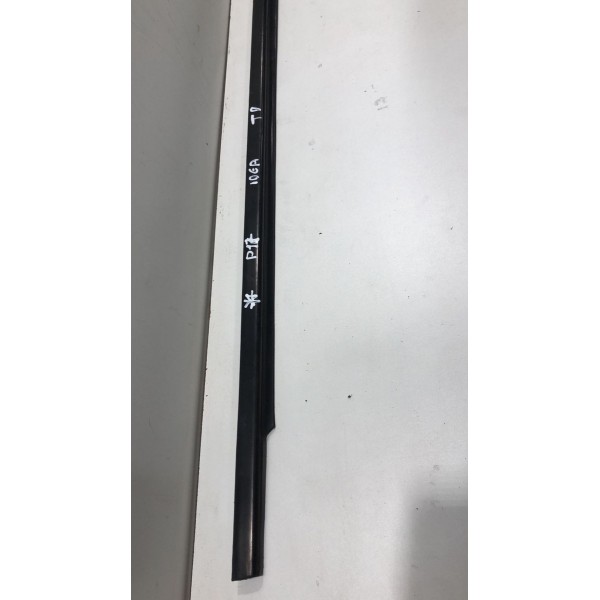 Pestana Externa Traseira Direita Fiat Idea 2005 2008 Preto Pestana Externa Traseira Direita Fiat Idea 2005 2008 Preto