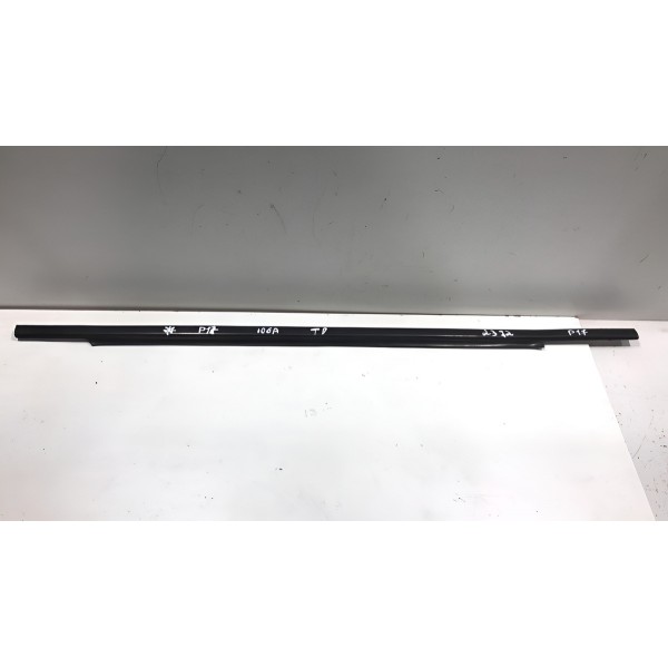 Pestana Externa Traseira Direita Fiat Idea 2005 2008 Preto Pestana Externa Traseira Direita Fiat Idea 2005 2008 Preto