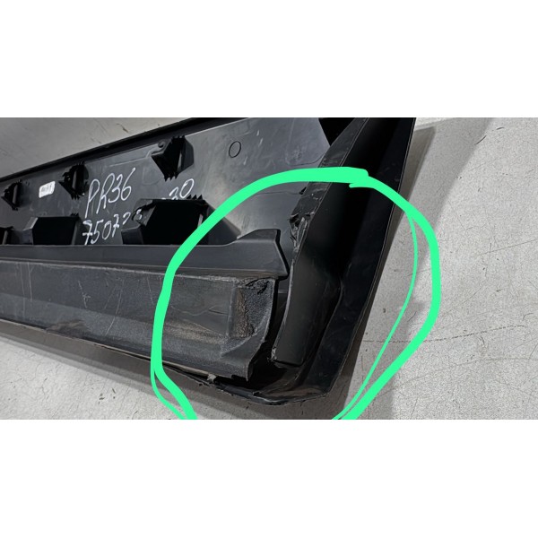 Friso Porta Dianteira Direita Corolla Cross 2023 750730a030 Preto Friso Porta Dianteira Direita Corolla Cross 2023 750730a030 Preto