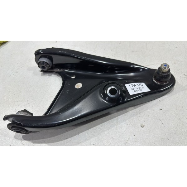 Bandeja Dianteira Direita Sandero Logan 2014 Á 2019 Original Bandeja Dianteira Direita Sandero Logan 2014 Á 2019 Original