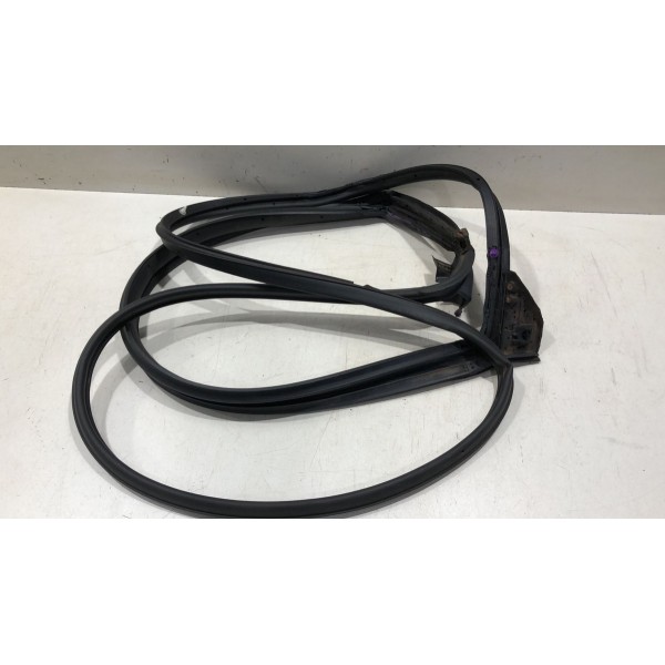 Borracha Guarnição Porta Tras Esquerda Corolla Hybrid 2024 Borracha Guarnição Porta Tras Esquerda Corolla Hybrid 2024