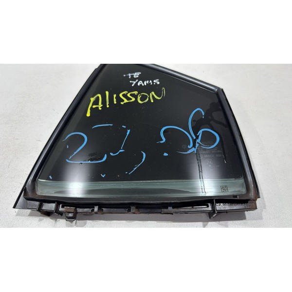 Vidro Fixo  Porta Traseira Esquerda Toyota Yaris Hatch 2021 Vidro Fixo  Porta Traseira Esquerda Toyota Yaris Hatch 2021