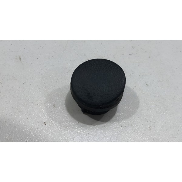 Tampa Parafuso Puxador Porta Trase Esquerda Vectra 1997 Á 05 Preto Dianteira Tampa Parafuso Puxador Porta Trase Esquerda Vectra 1997 Á 05 Preto Dianteira