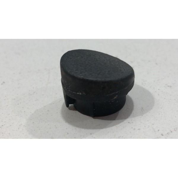 Tampa Parafuso Puxador Porta Trase Esquerda Vectra 1997 Á 05 Preto Dianteira Tampa Parafuso Puxador Porta Trase Esquerda Vectra 1997 Á 05 Preto Dianteira