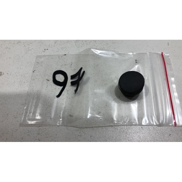 Tampa Parafuso Puxador Porta Trase Esquerda Vectra 1997 Á 05 Preto Dianteira Tampa Parafuso Puxador Porta Trase Esquerda Vectra 1997 Á 05 Preto Dianteira