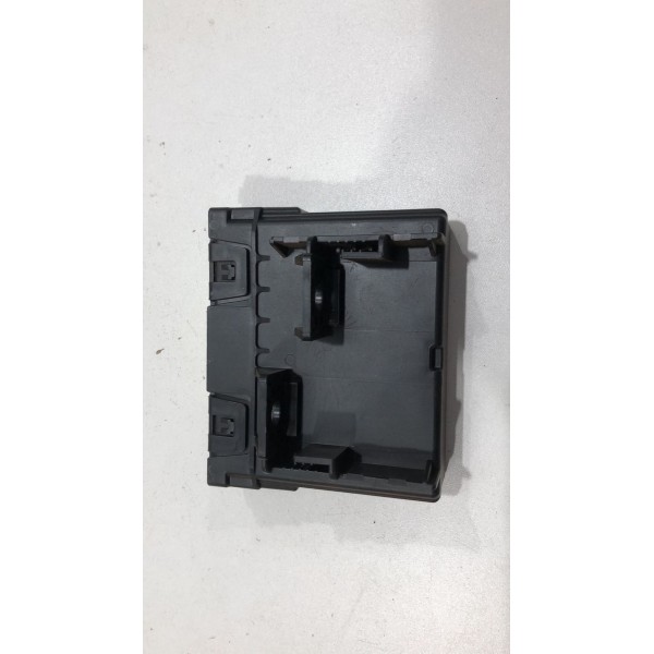 Modulo Conforto Toyota Yaris 2019 886500d880