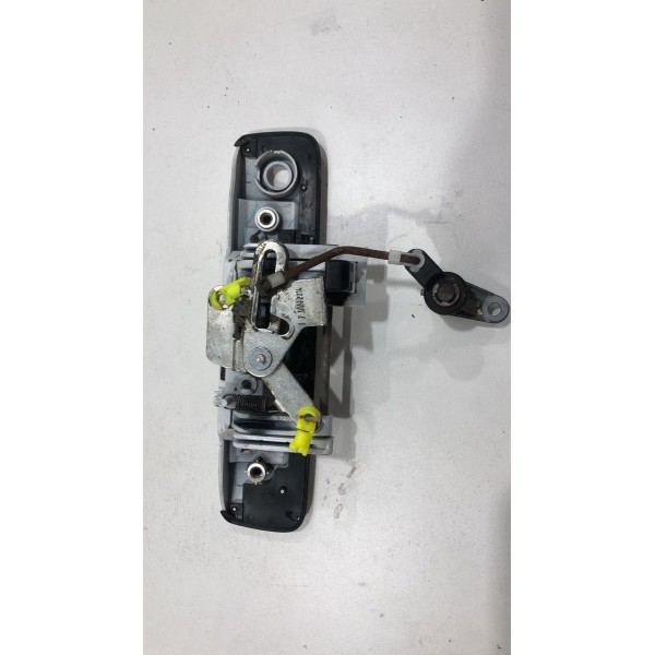 Maçaneta Tampa Traseira Chevrolet S10 2013 Á 2015 Original Branco Maçaneta Tampa Traseira Chevrolet S10 2013 Á 2015 Original Branco