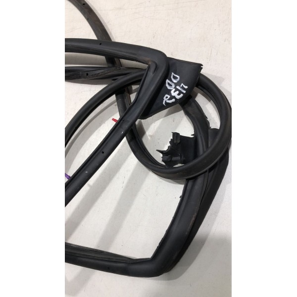 Borracha Guarnição Porta Diant Direita Corolla Hybrid 2024 Borracha Guarnição Porta Diant Direita Corolla Hybrid 2024