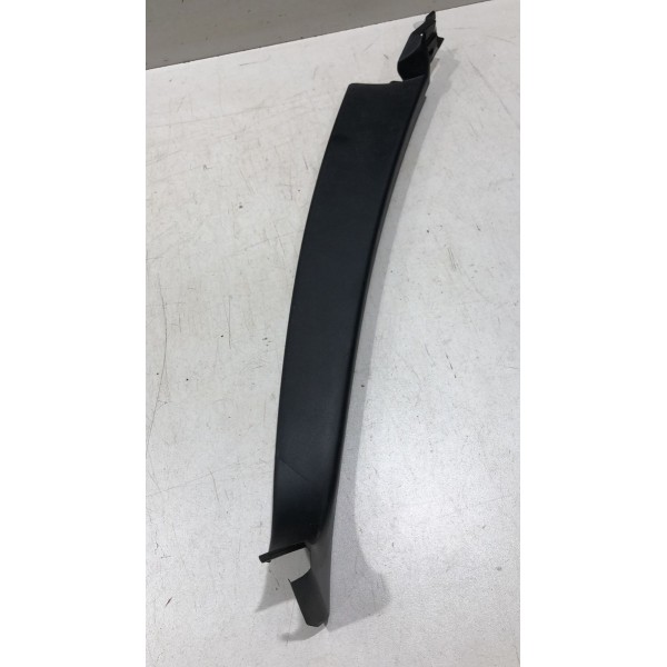 Moldura Coluna Porta Dianteira Esquerda Toyota Corolla 2020 Moldura Coluna Porta Dianteira Esquerda Toyota Corolla 2020