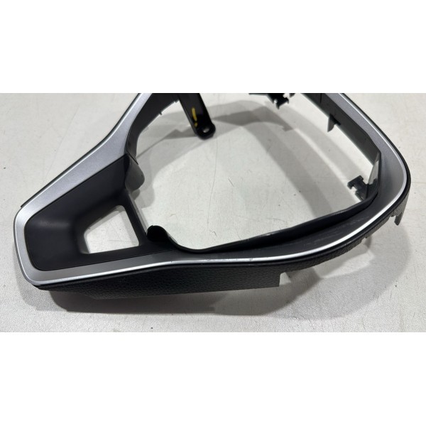 Moldura Volante Corolla Hybrido 2020/2024