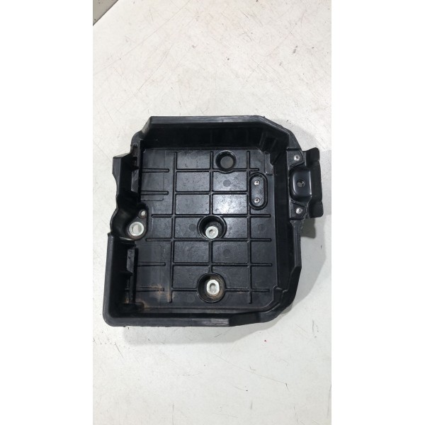 Suporte Caixa Bateria Toyota Corolla Hybrid 2023 2024 Orig. Suporte Caixa Bateria Toyota Corolla Hybrid 2023 2024 Orig.