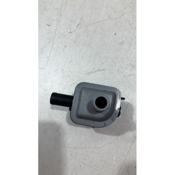 Válvula Canister Toyota Corolla 1.8 Hybrid 2021 22 23 2024 Válvula Canister Toyota Corolla 1.8 Hybrid 2021 22 23 2024