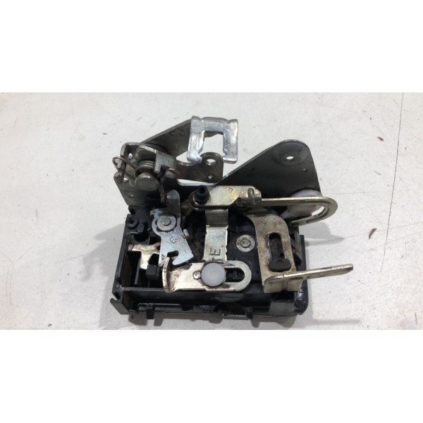 Fechadura Da Porta Dianteira Esquerda  Volkswagen Gol G4 Fechadura Da Porta Dianteira Esquerda  Volkswagen Gol G4