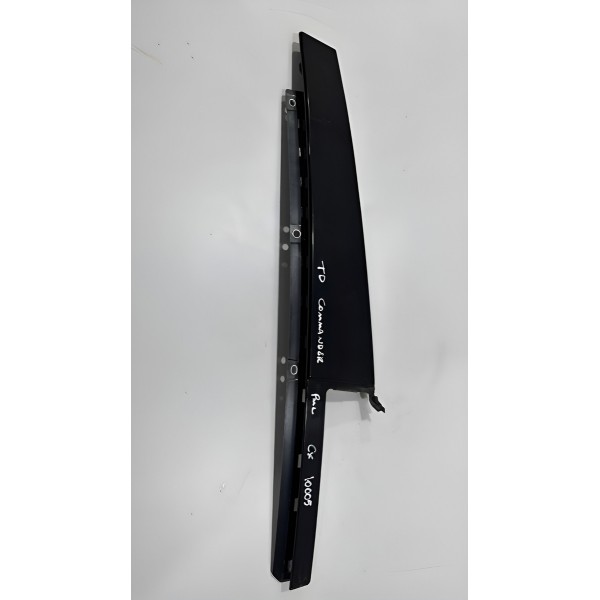 Moldura Coluna Porta Traseira Direita Commander 2022 A 2024 Preto