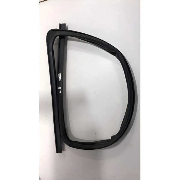 Borracha Caneleta Vidro Dianteira Esquerda Gm Sonic 2011/14 Preta Borracha Caneleta Vidro Dianteira Esquerda Gm Sonic 2011/14 Preta