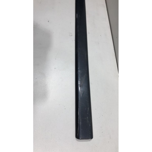 Friso Porta Fiat Idea 2007 2008 2009 2010 Dianteiro Esquerdo Grafite Cinza Friso Porta Fiat Idea 2007 2008 2009 2010 Dianteiro Esquerdo Grafite Cinza