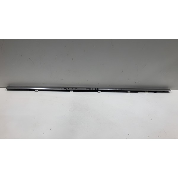 Pestana Externa Traseira Direita Gm Tracker 2014 A 2019 Cromada Pestana Externa Traseira Direita Gm Tracker 2014 A 2019 Cromada