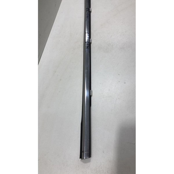 Pestana Externa Traseira Direita Gm Tracker 2014 A 2019 Cromada Pestana Externa Traseira Direita Gm Tracker 2014 A 2019 Cromada