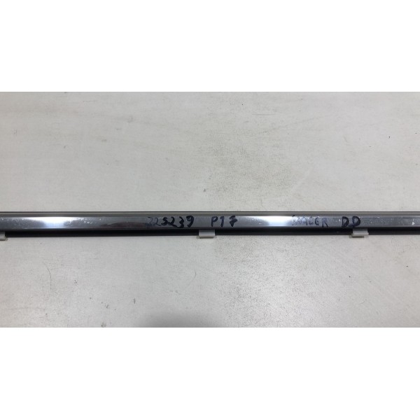 Pestana Externa Traseira Direita Gm Tracker 2014 A 2019 Cromada Pestana Externa Traseira Direita Gm Tracker 2014 A 2019 Cromada