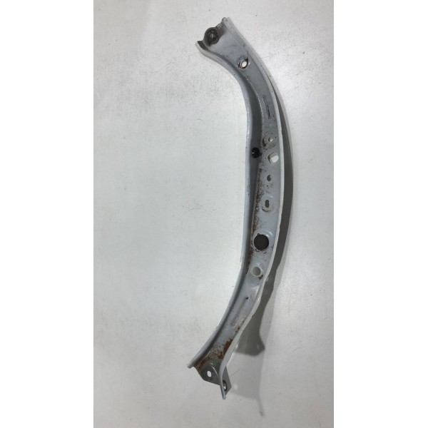 Travessa Superior Direita Radiador Toyota Yaris 2019 Á 24