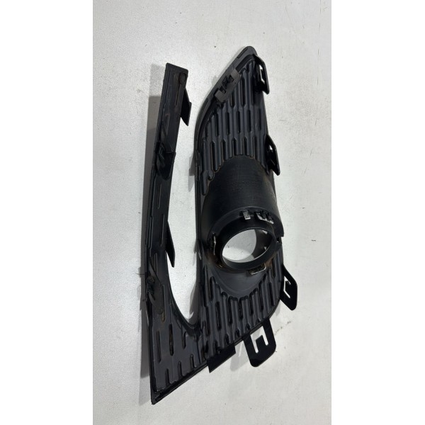 Moldura Farol Milha Direito Cruze 2017 18 2019 Orig Detalhes Preto Moldura Farol Milha Direito Cruze 2017 18 2019 Orig Detalhes Preto