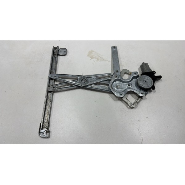 Maquina Vidro Porta Dianteira Direita Civic 12/16 (detalhe) Maquina Vidro Porta Dianteira Direita Civic 12/16 (detalhe)