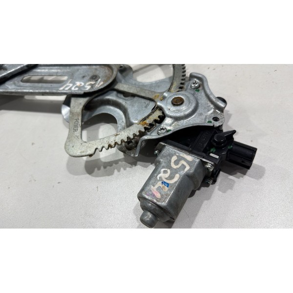 Maquina Vidro Porta Dianteira Direita Civic 12/16 (detalhe) Maquina Vidro Porta Dianteira Direita Civic 12/16 (detalhe)